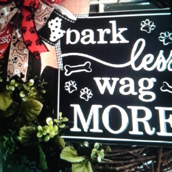 Pet Wreath DOG LOVERS WREATH NEW ITEM FINAL SALE - Picture 2 of 4